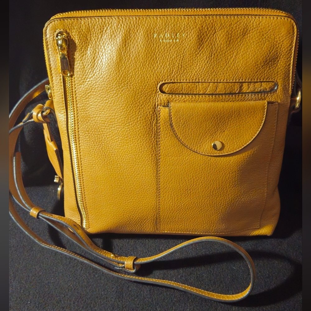 RADLEY LONDON Ridge Park Tan Pebbled Leather Crossbody Bag